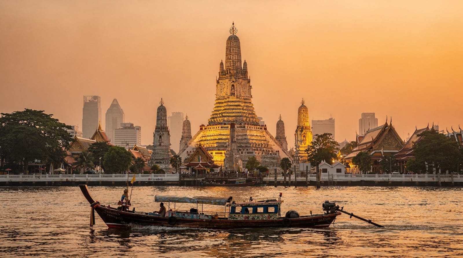 A perfect Bangkok Sunday, from market to riverside — How I spend an ideal lazy Sunday in Bangkok: Chatuchak in the morning, a park na