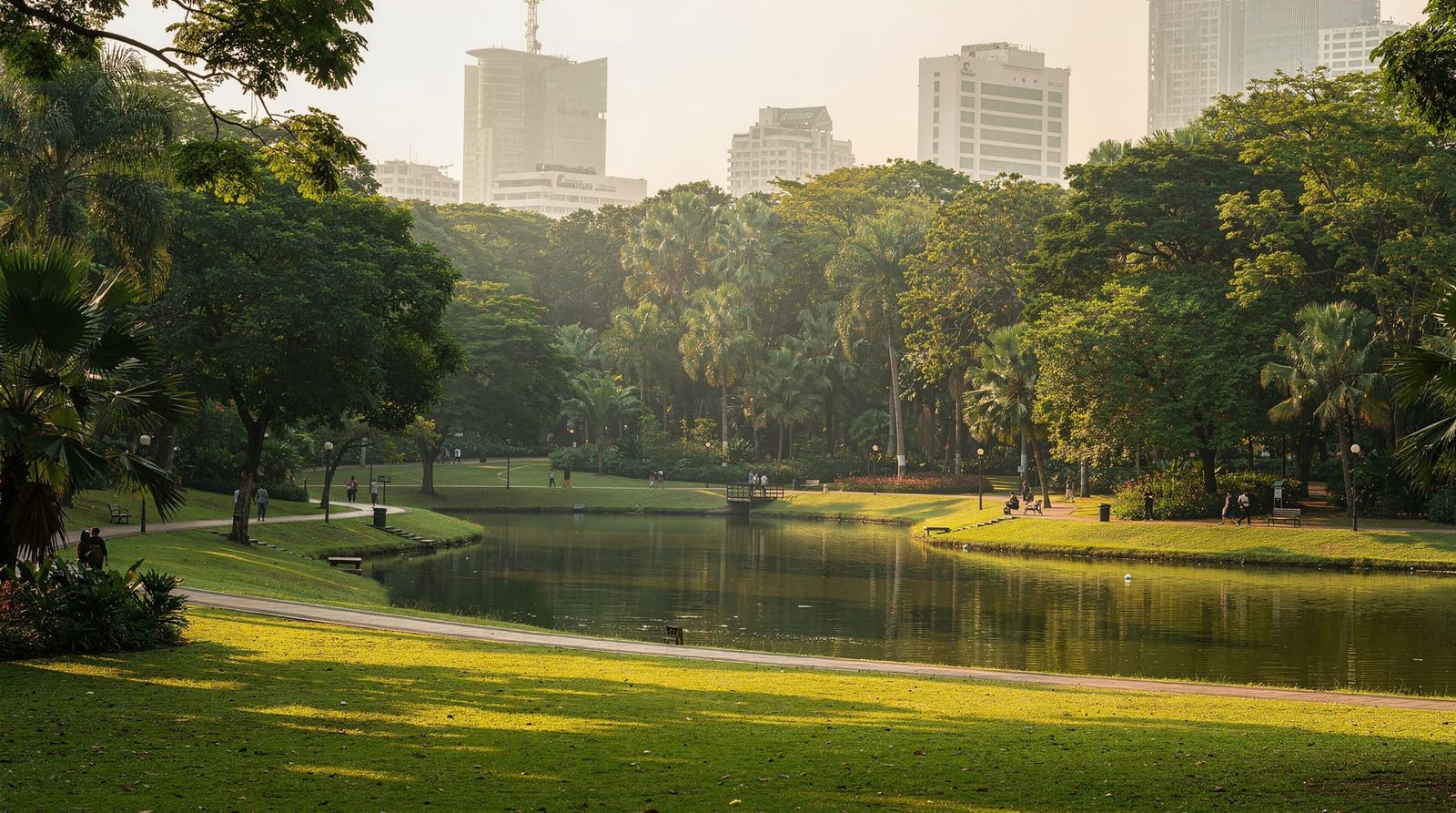 Lumphini Park guide: Bangkok's green lung in the city — Lumphini Park guide: Bangkok's central green oasis with lakes, paddle boats, mon