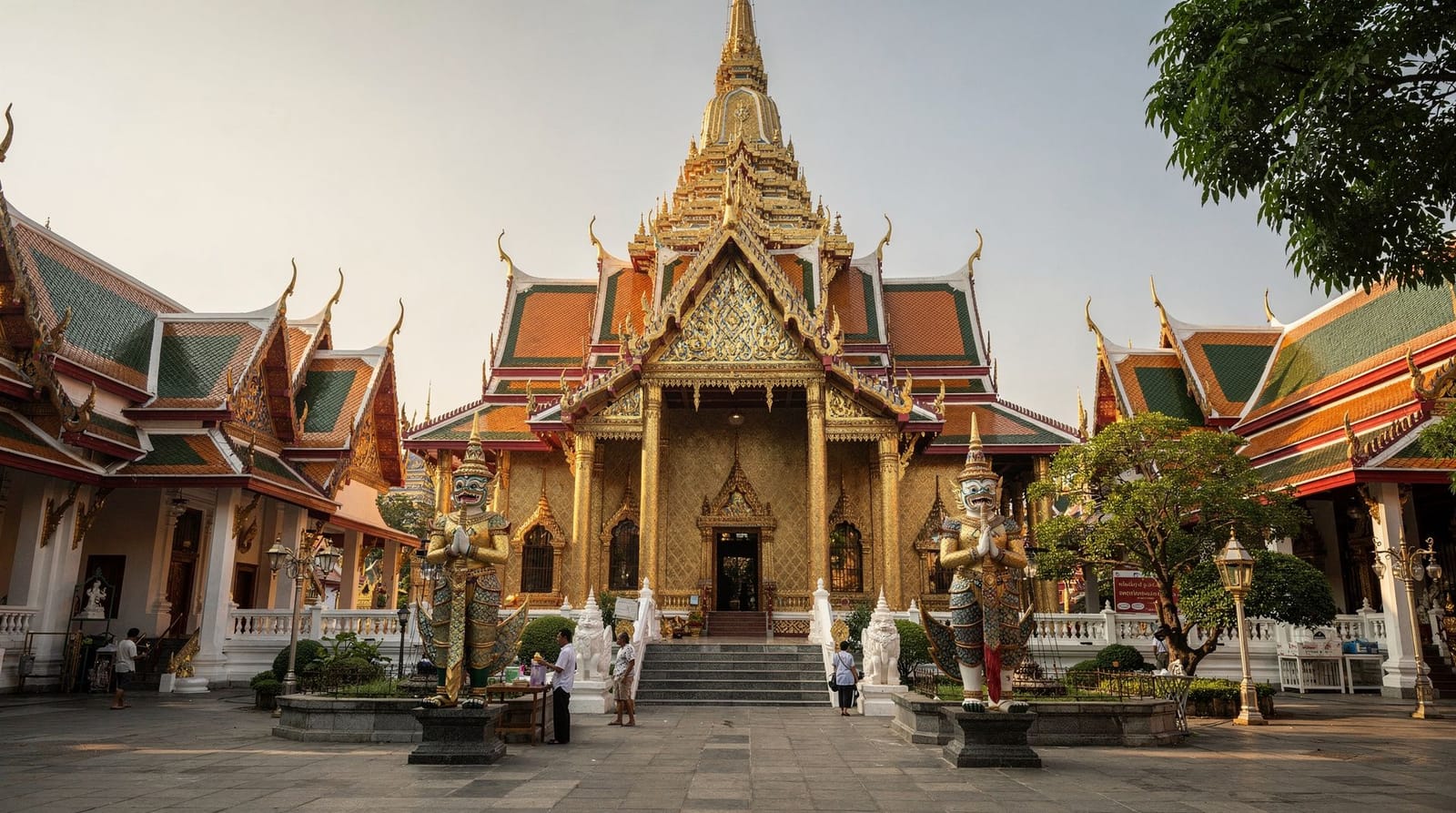 Wat Benchamabophit: Bangkok's Marble Temple guide — Wat Benchamabophit (the Marble Temple) guide: Italian Carrara marble, 52 bronze 