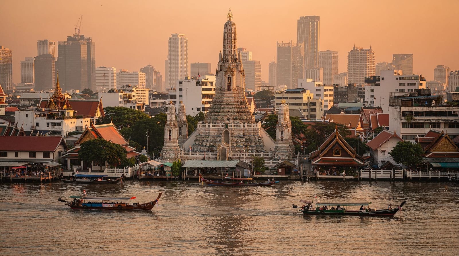 Bangkok for first-timers: the honest 4-day plan — 4 days — easy — mid-range